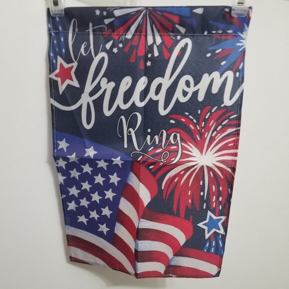 NWT small patriotic "Let Freedom Ring" banner - Picture 2 of 4